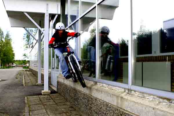 windowsill ride or something