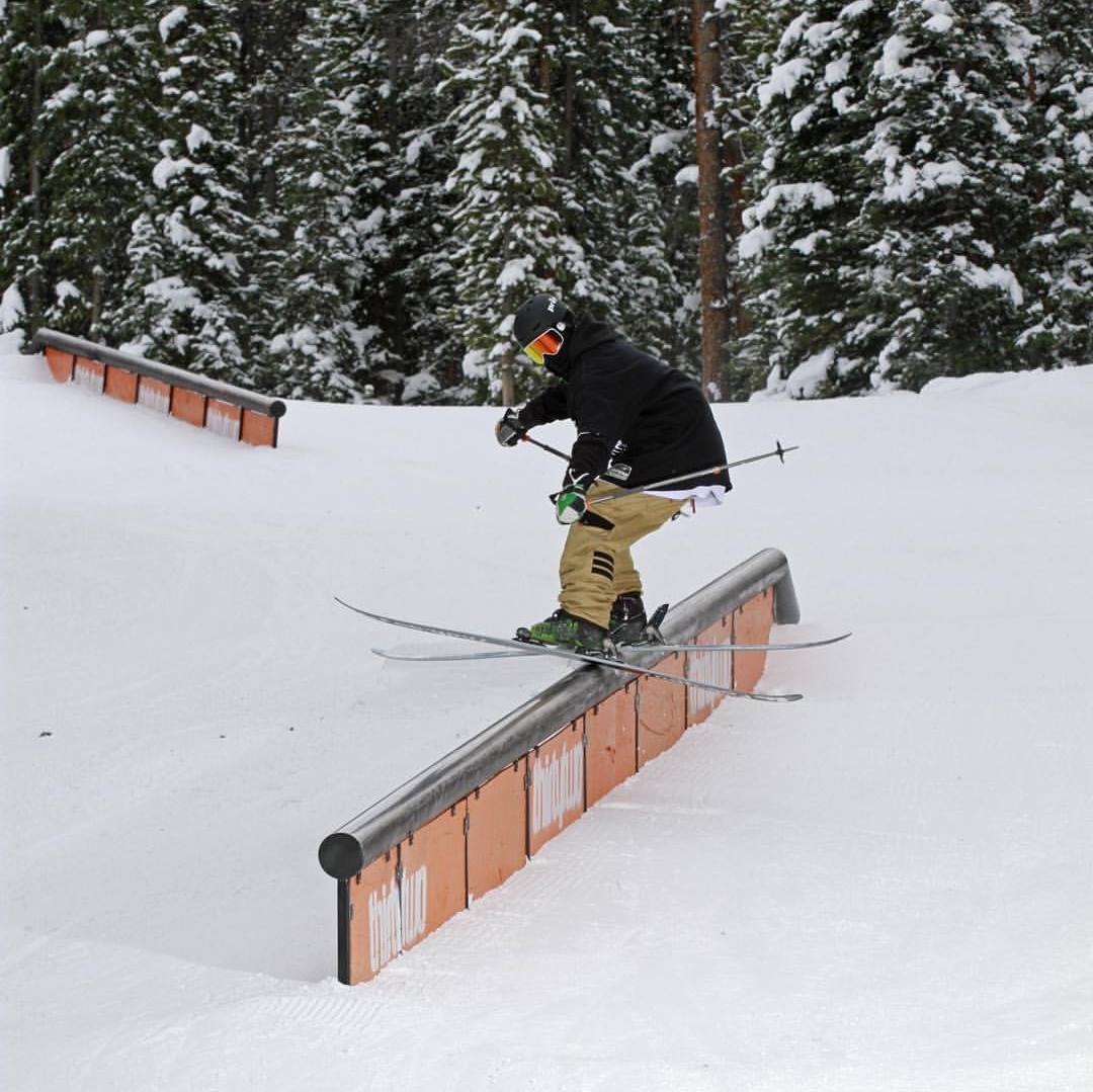 Woodward Thirty Two Rail