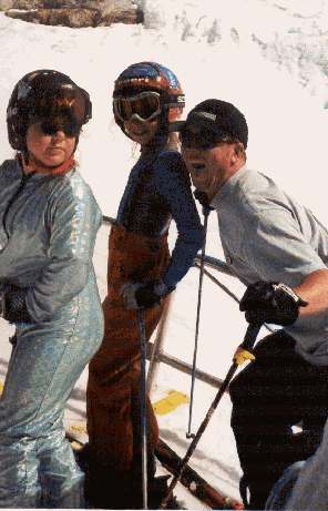 wow... look at the one piece on the kid on the left.