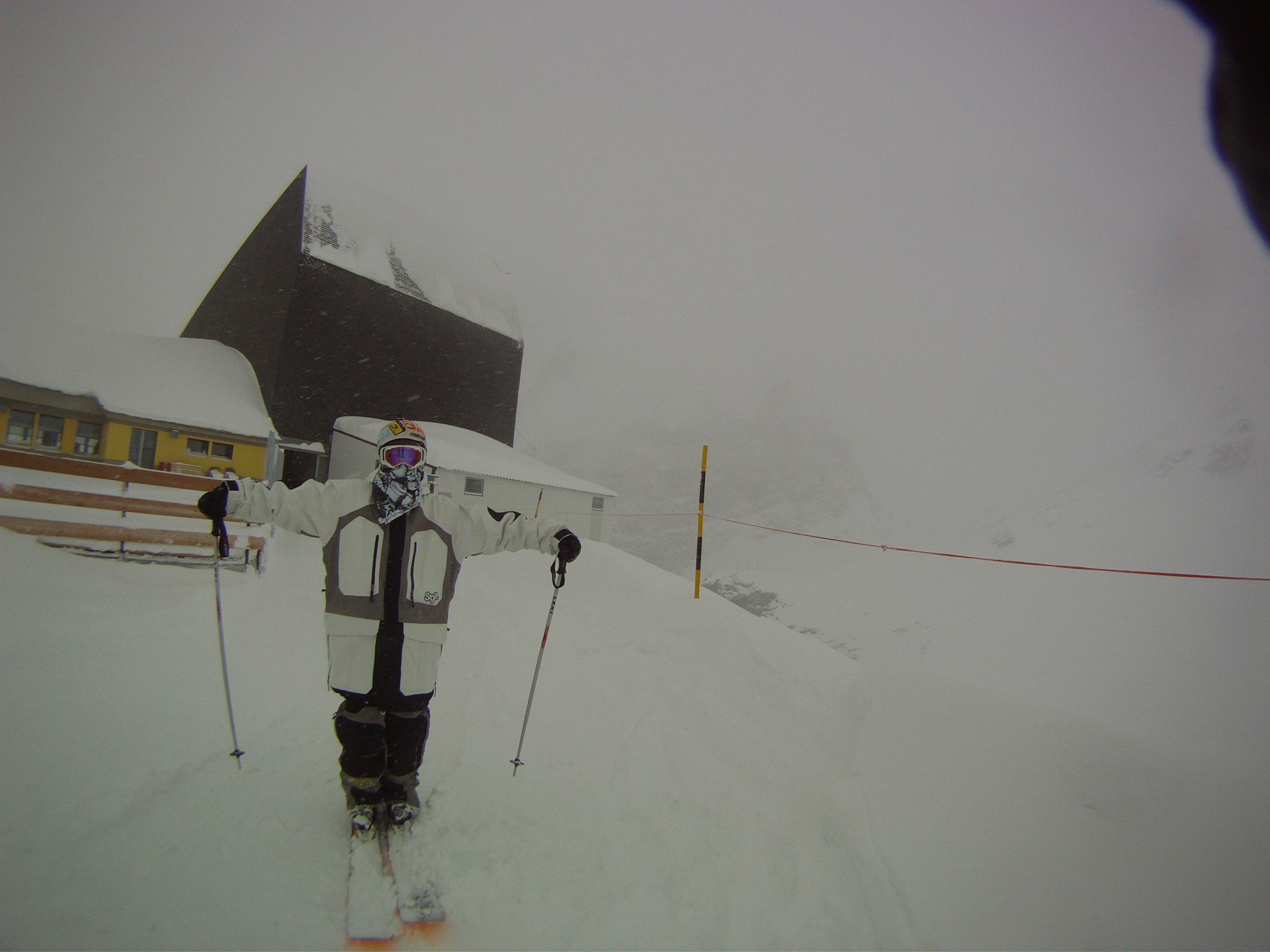 XL Jacket, L Pants 5'9