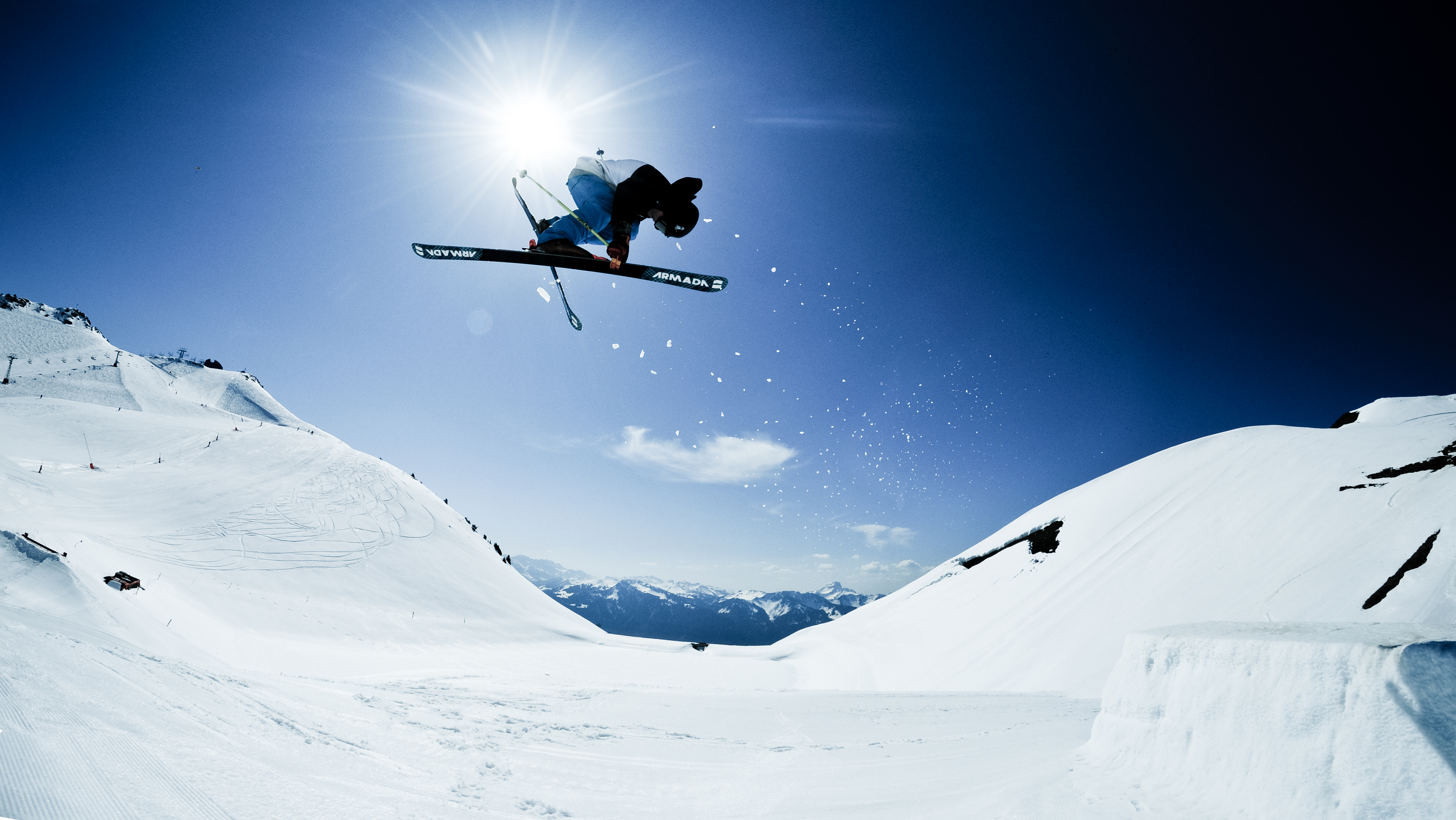 Yannick Guillermin doing a cork 3 safety