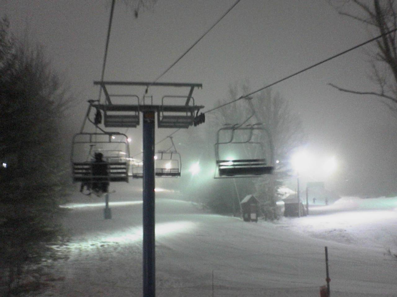 Yeahhh snowin at my mountain